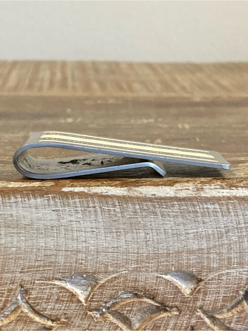 Men's Silver-Tone and Light Yellow Slim Money Clip